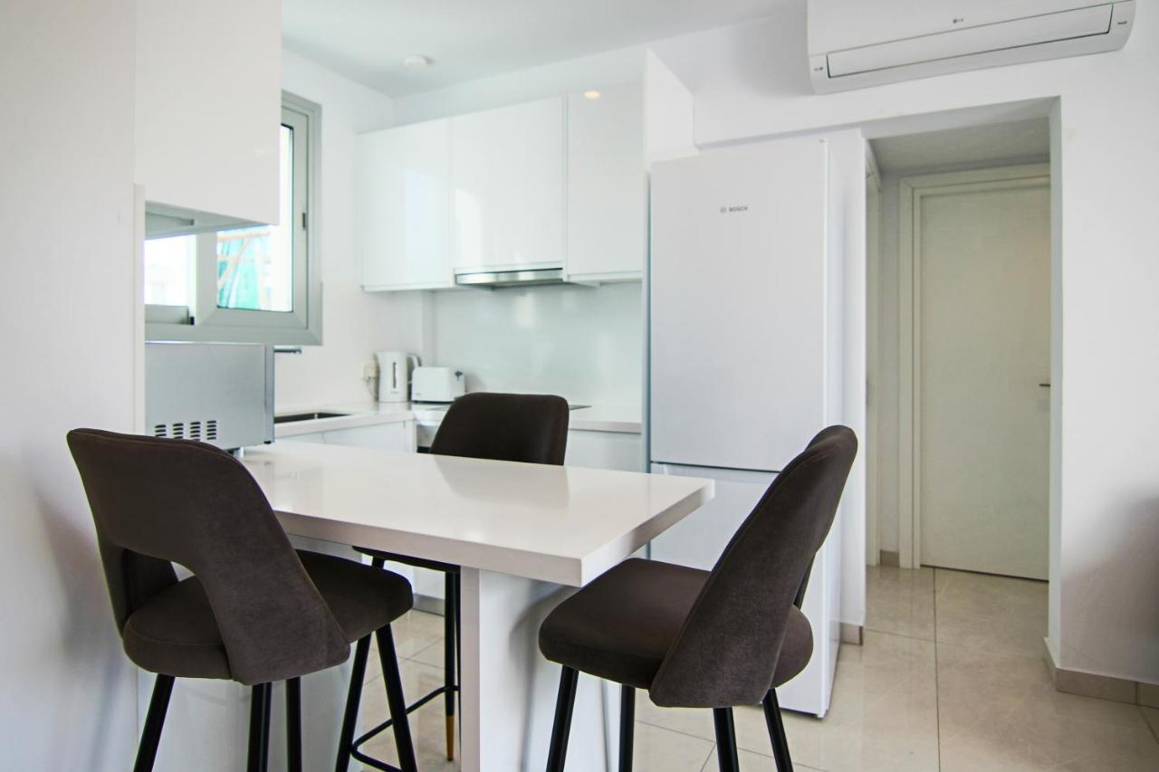 Phaedrus Living - Seaside Executive Flat Harbour 201 Apartment Paphos ภายนอก รูปภาพ