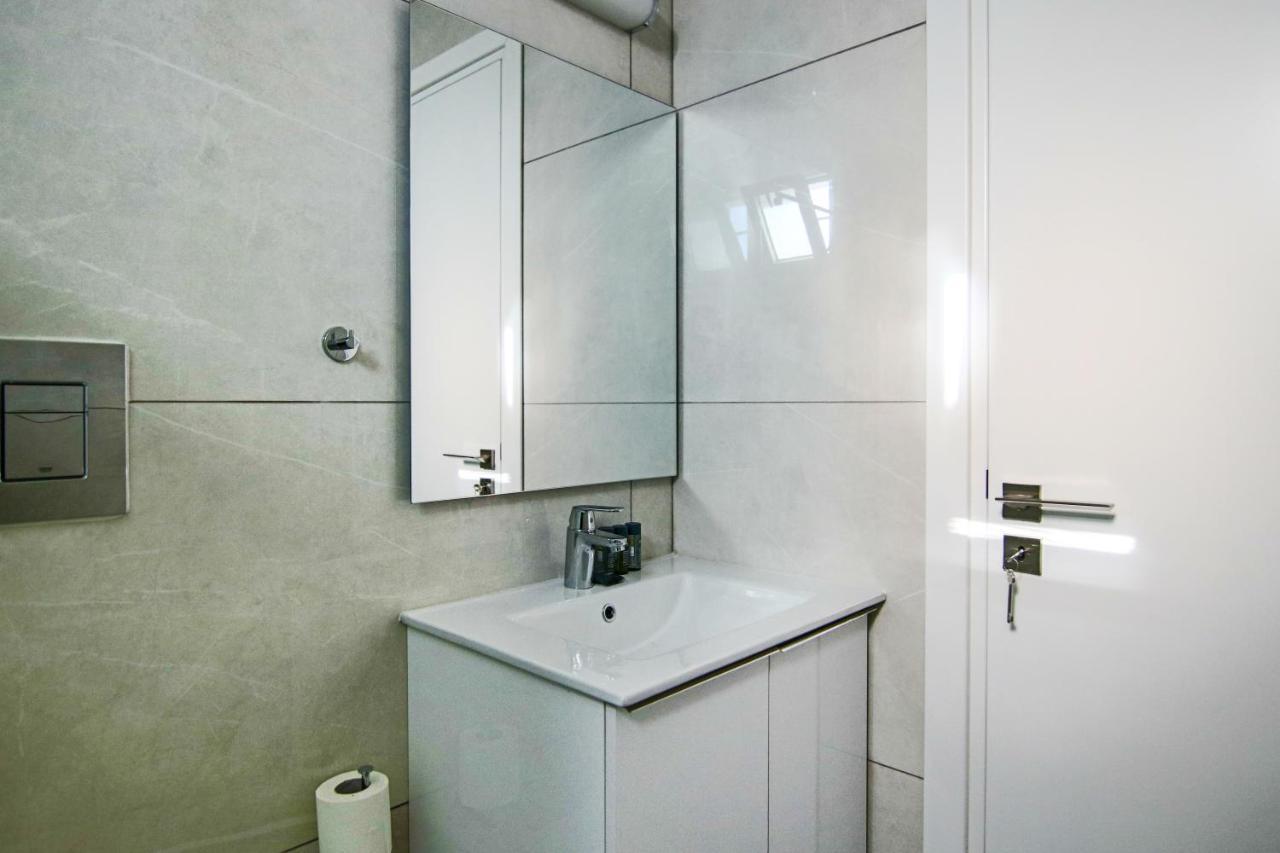 Phaedrus Living - Seaside Executive Flat Harbour 201 Apartment Paphos ภายนอก รูปภาพ